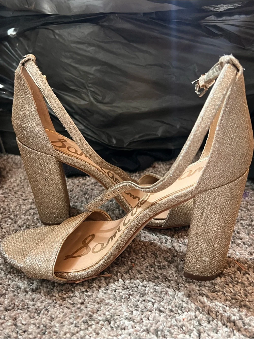 Sam Edelman Gold Glitter Cross-Strap Flat Sandals